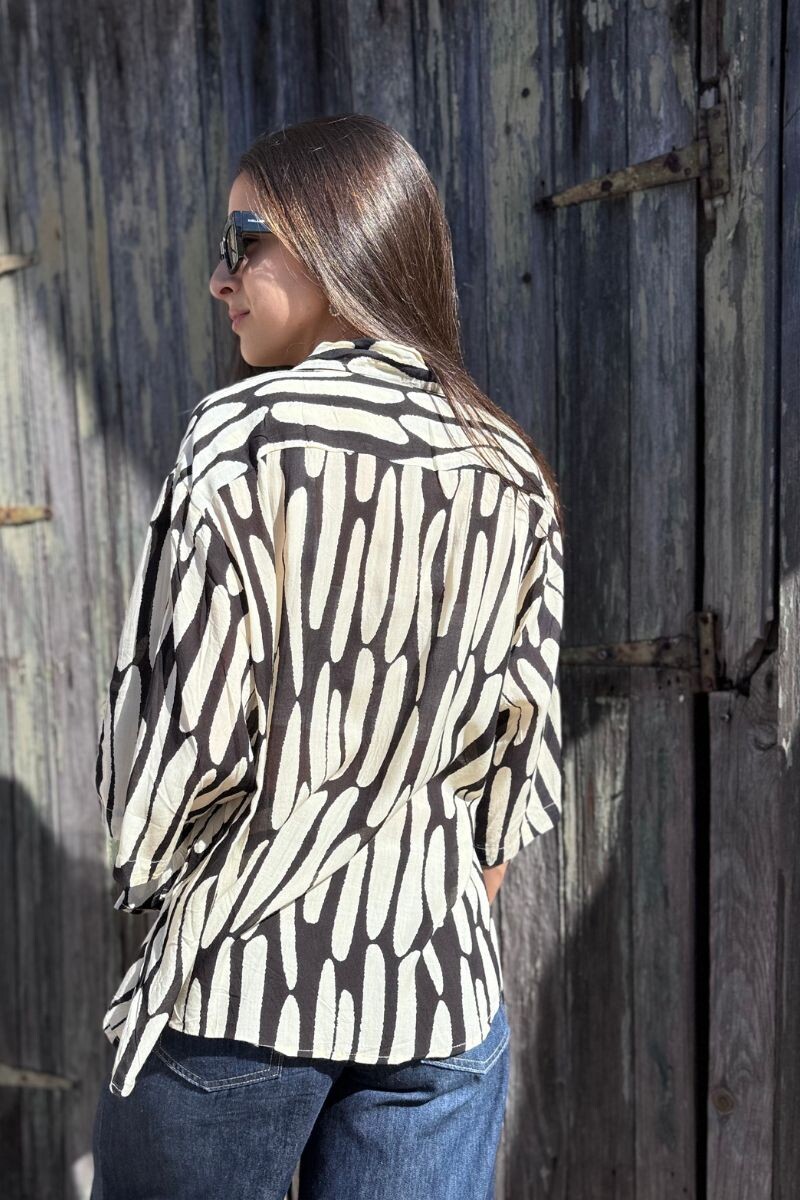 Camisa Flora Estampado negro y blanco