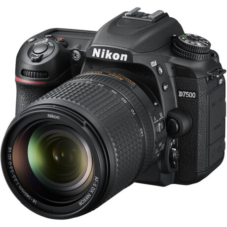 Camara Nikon D7500 Ar con Lente 18-140MM 001