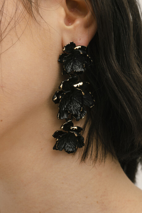 PENDIENTE BOUQUET NEGRO