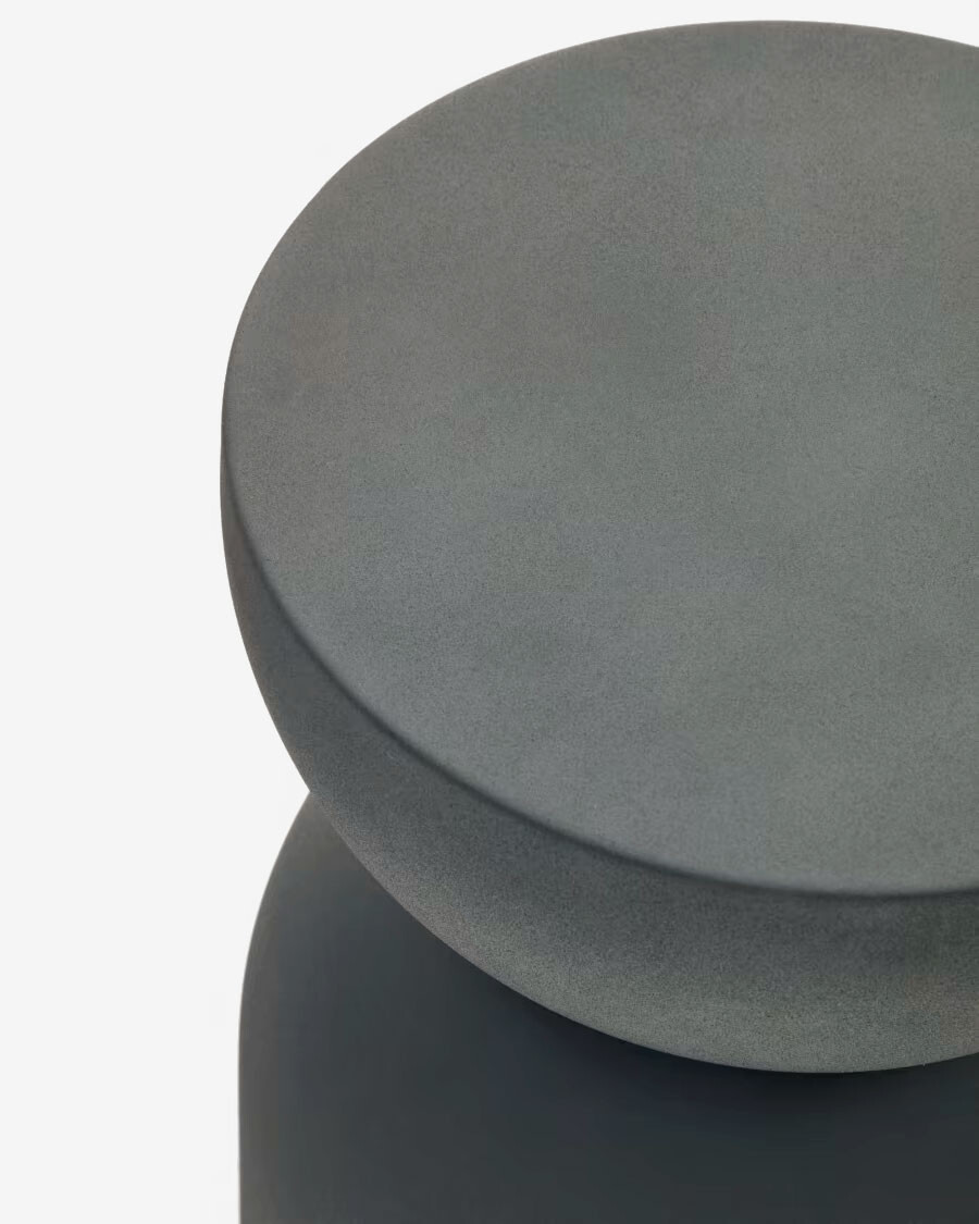 Mesa auxiliar Rachell de metal con acabado pintado negro mate Ø 30 cm
