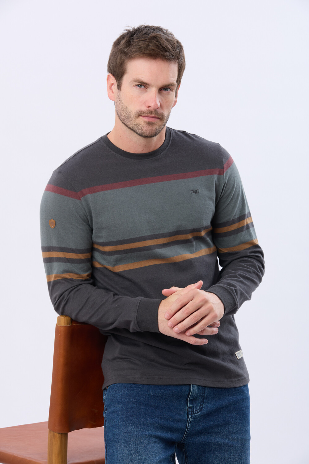 REMERA RAYADA Gris