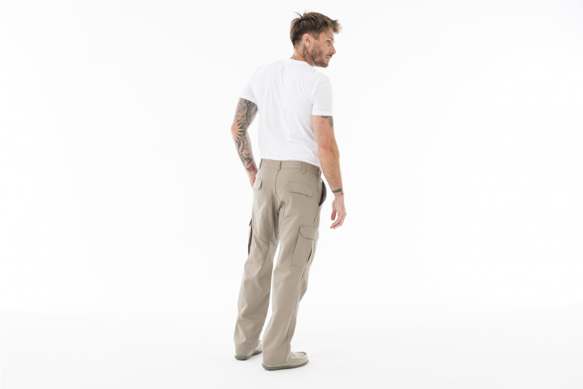 PANTALON CARGO CLASICO Beige