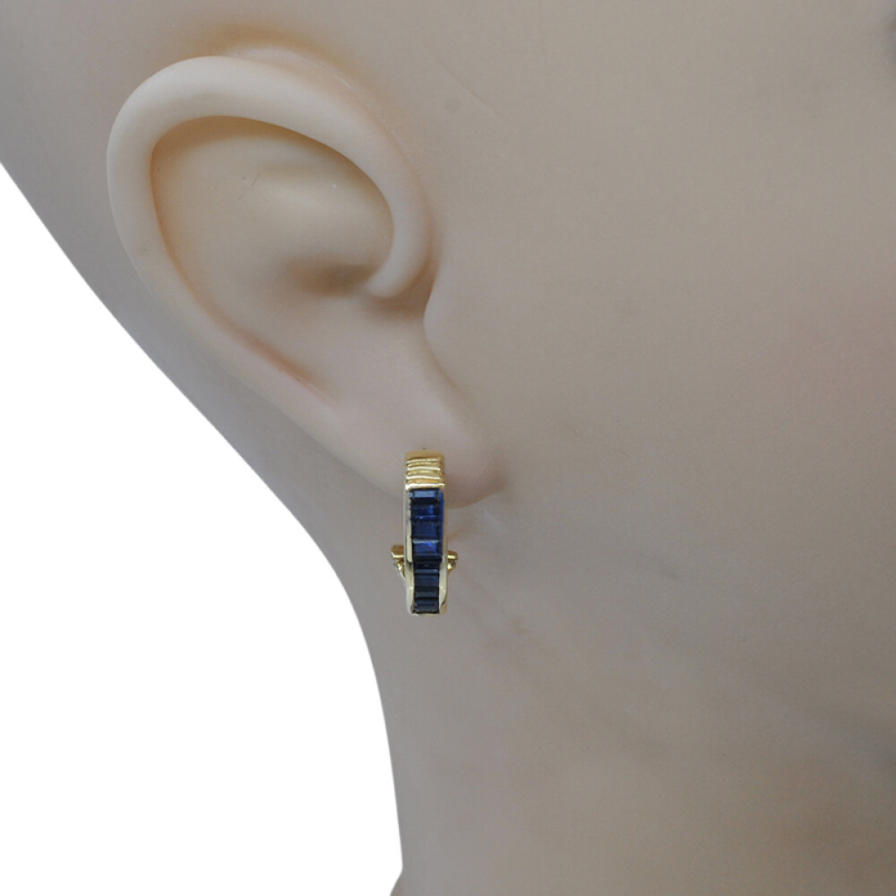 Caravanas clips en oro 18k con zafiros azules Caravanas clips en oro 18k con zafiros azules