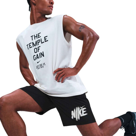 Short Nike Form Dri-Fit 9'' Unlined Versatile de Hombre Negro