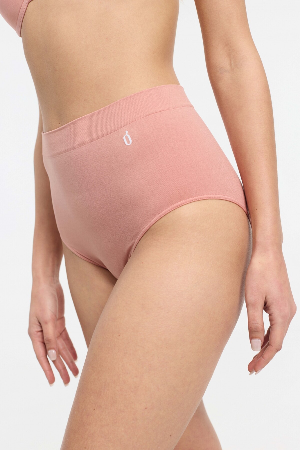 Bombacha PIMENTÓN Tiro Alto Mousse