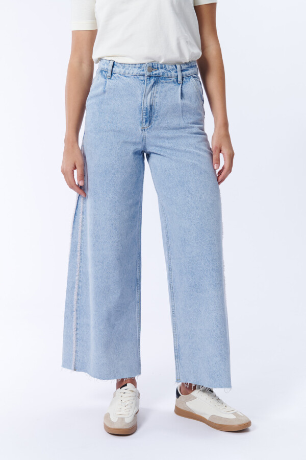 Pantalón De Jean Extra Claro