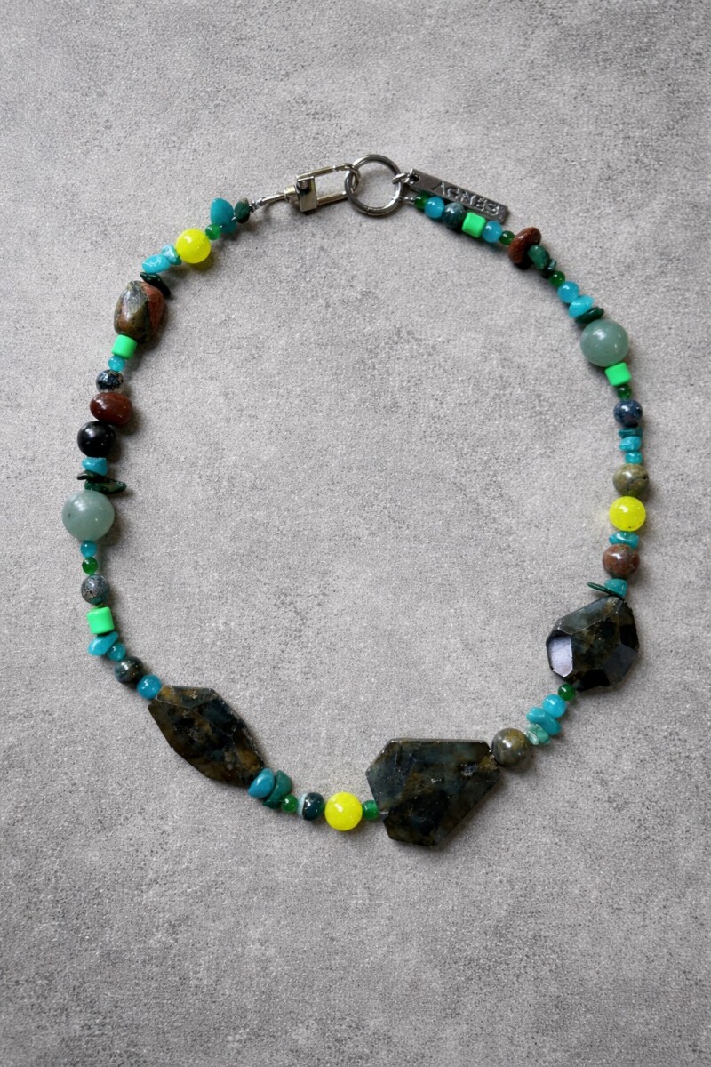 Multistone Necklace Vol 2 - Gris 