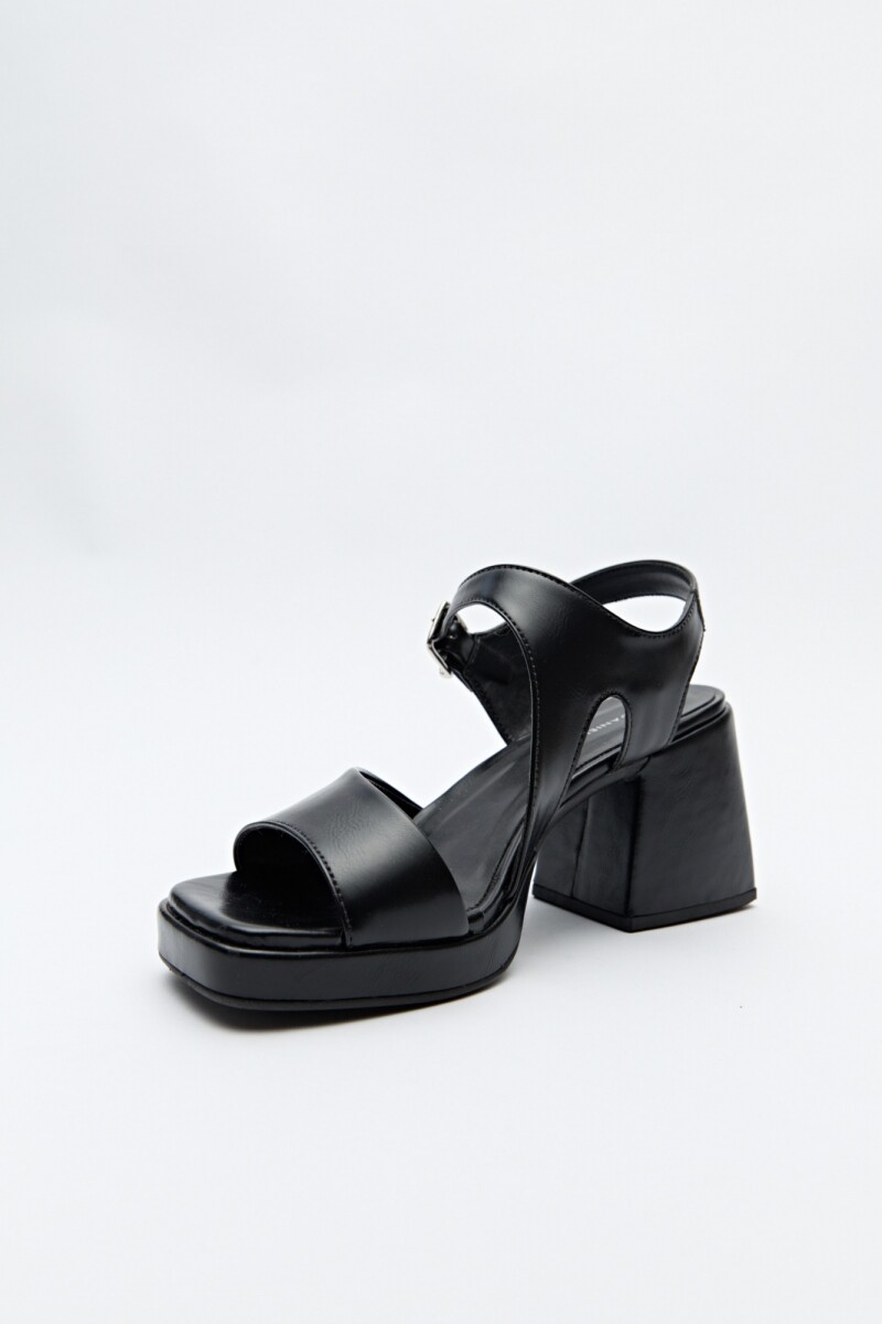 SANDALIA PRAGA Negro