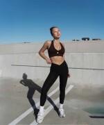 Bra Deportivo Oasis Twist Medium Impact Mujer Black