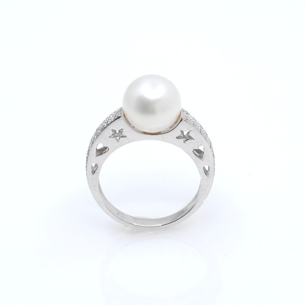 Anillo oro 18k blanco,brillantes y perla de cultivo 9,5mm Anillo oro 18k blanco,brillantes y perla de cultivo 9,5mm