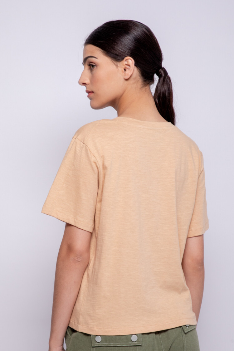 REMERA PERFIDIA Beige