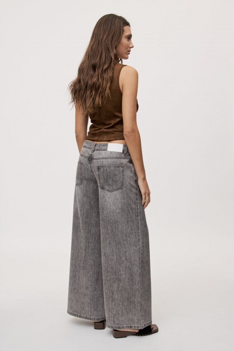 JEAN FRENCH Gris