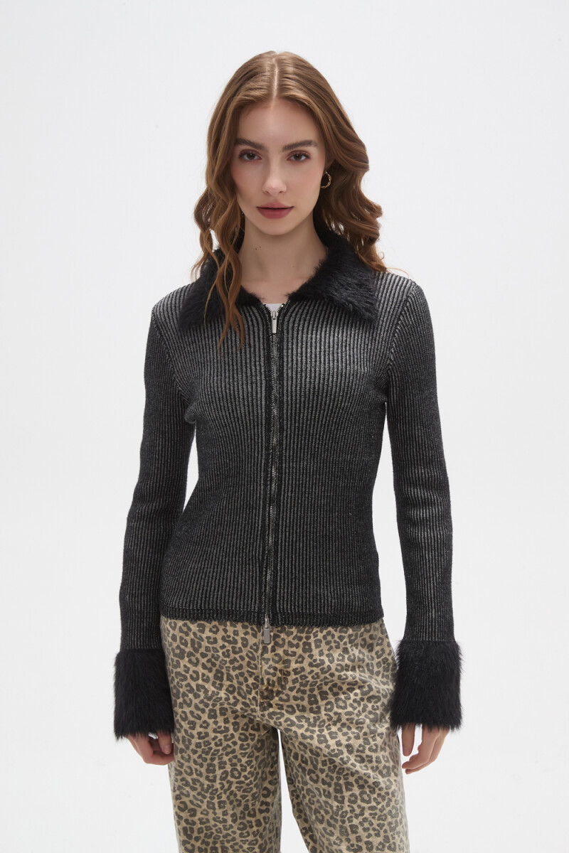 Campera Momi - Negro 