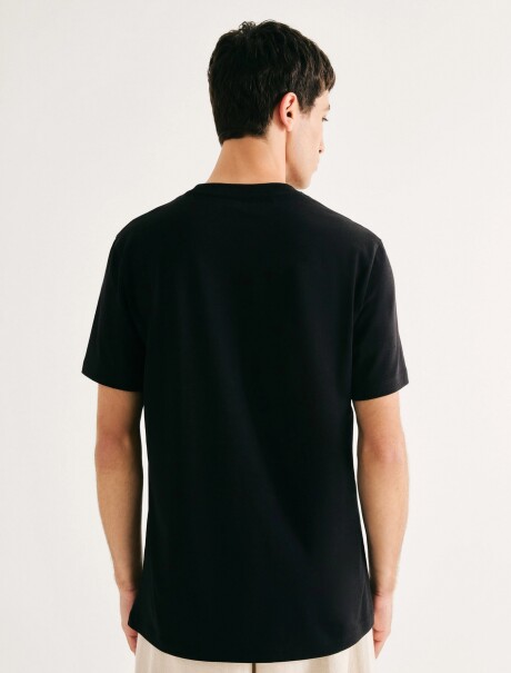 CAMISETA MANGA CORTA CON ESTAMPA NEGRO