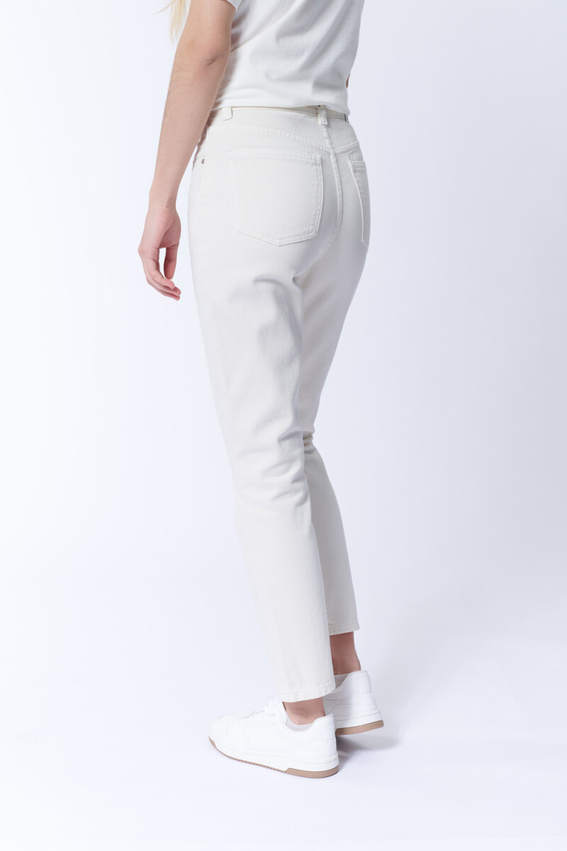 Pantalón Jean Recto Clásico Crudo