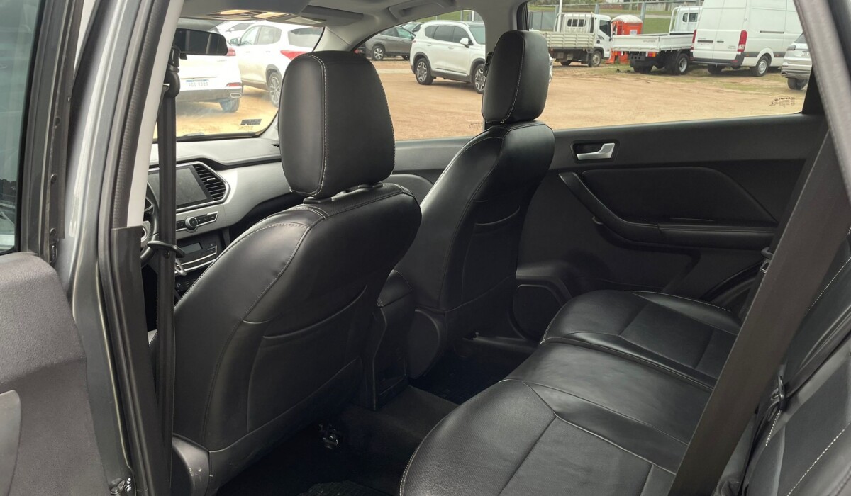 Lifan X70 2.0 MT Full Tech - 2019 Lifan X70 2.0 MT Full Tech - 2019