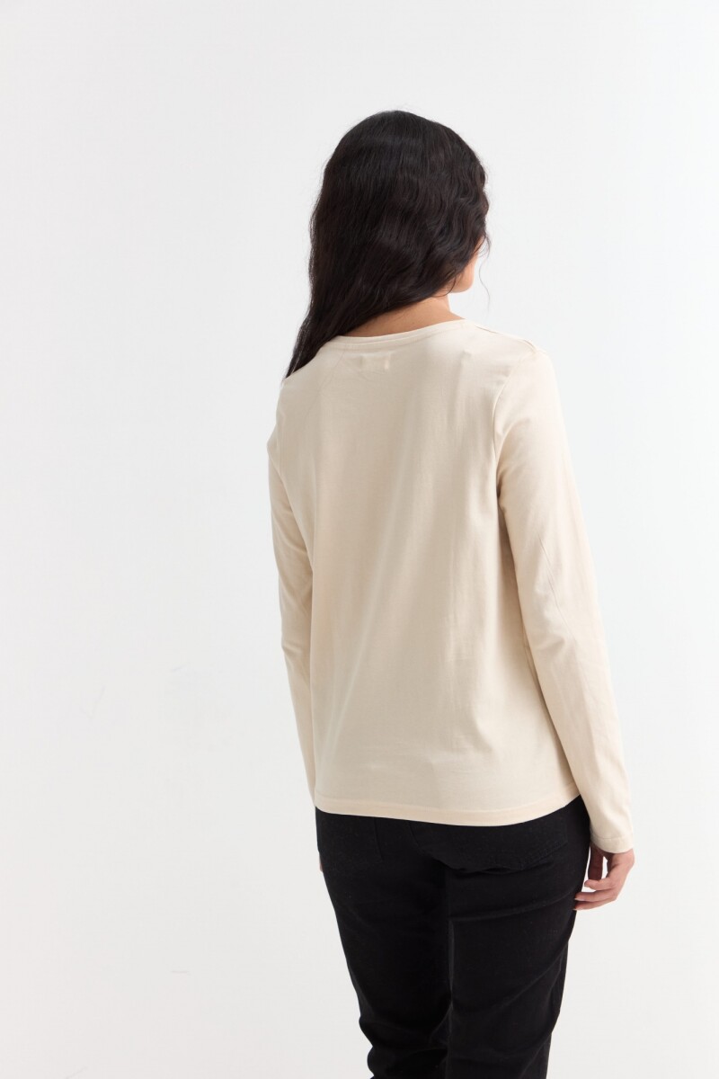 Remera m/l cuello a la base estampada BEIGE