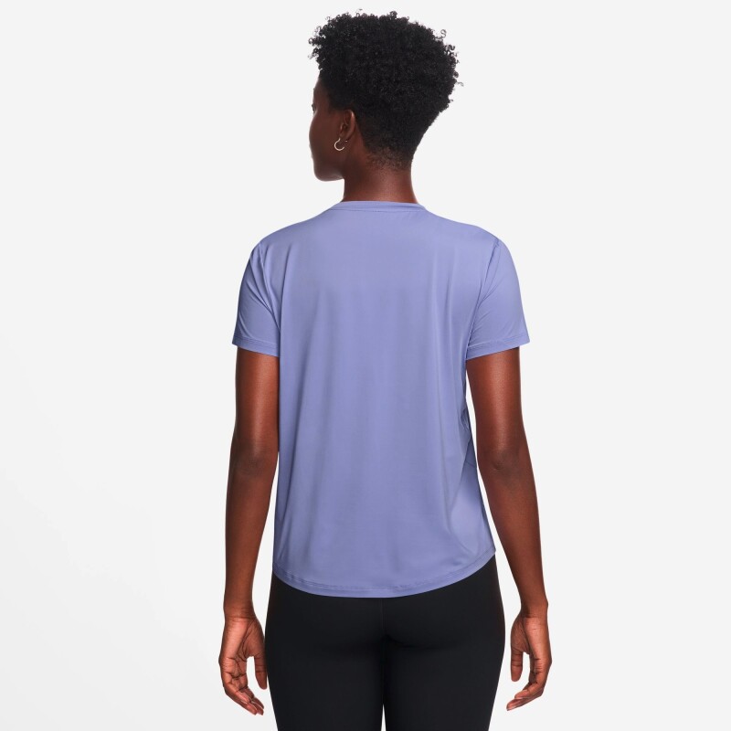 Remera Nike One Classic de Mujer Morado