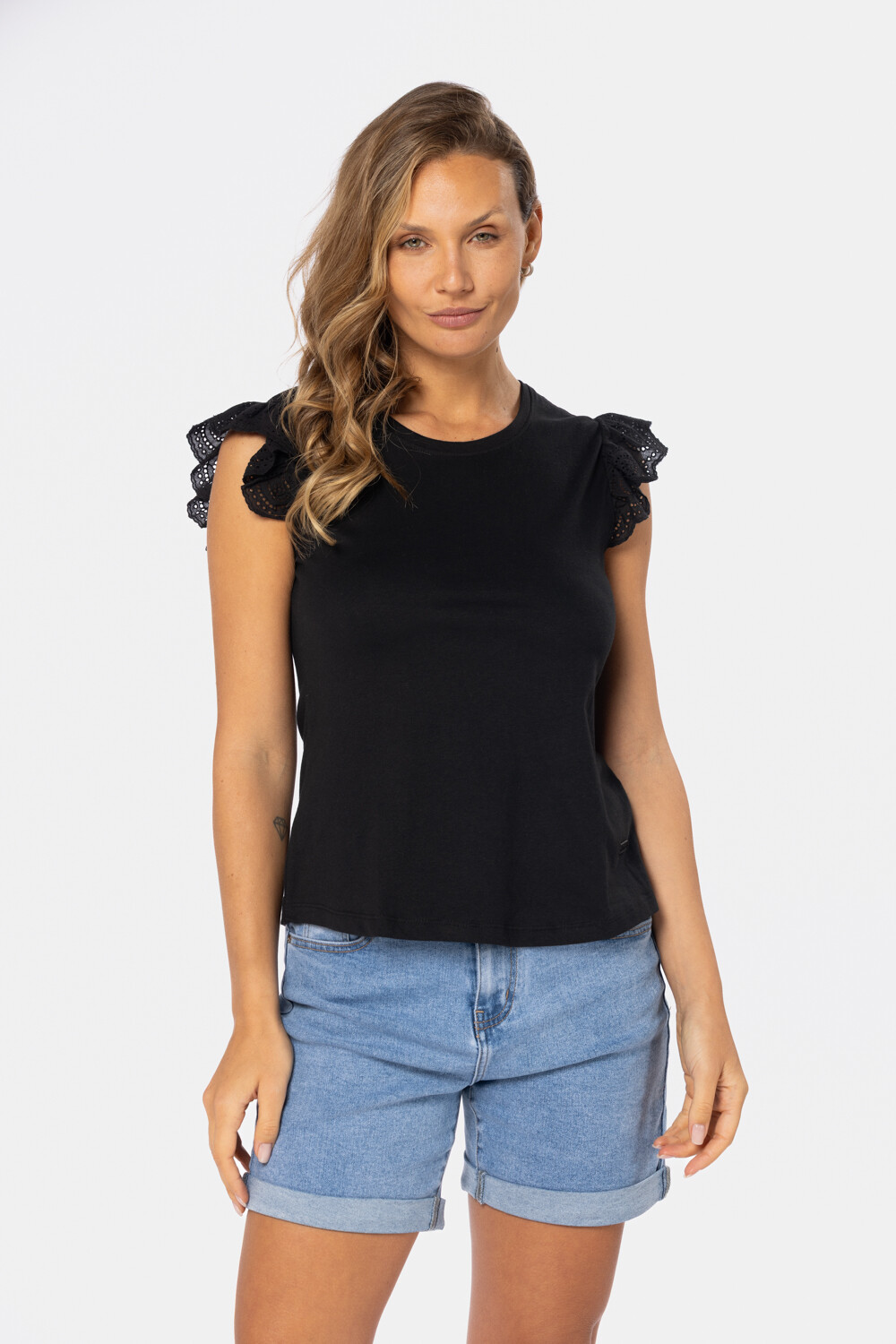 REMERA LISA Negro