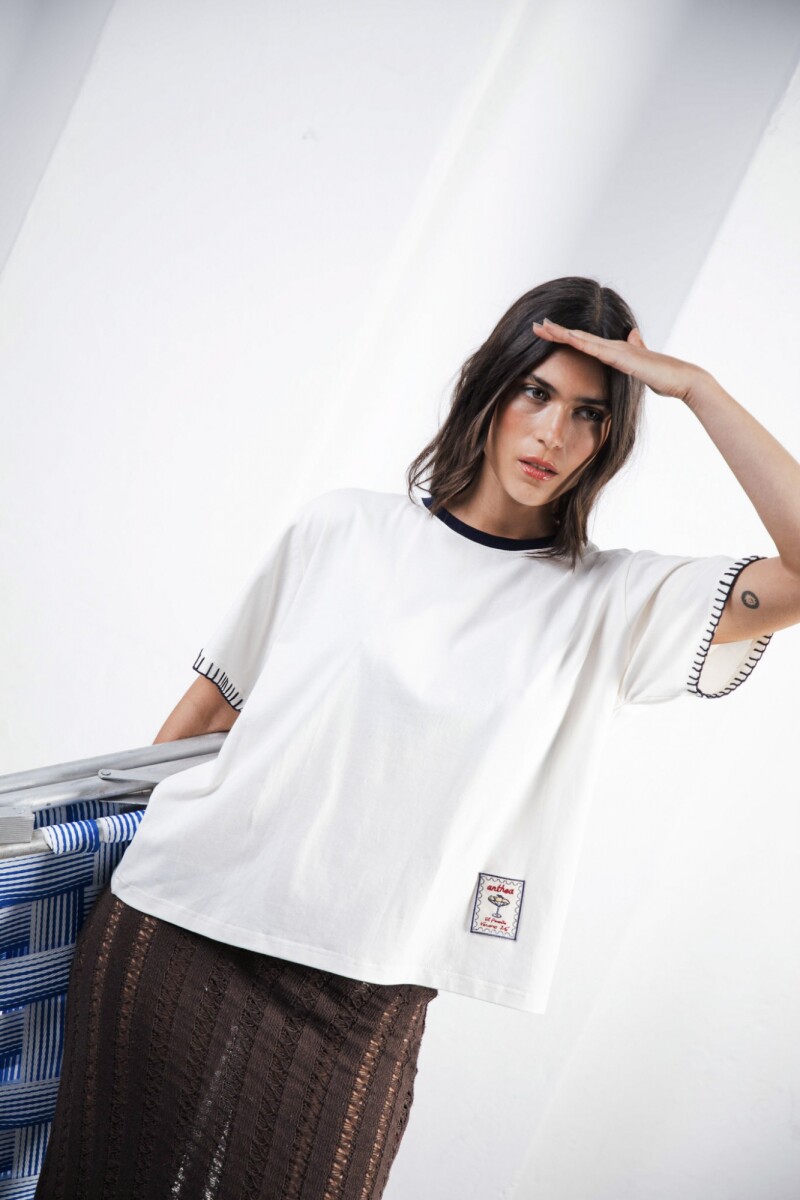 Remera OASIS - Crudo 