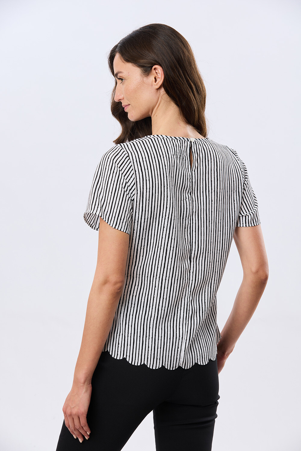 BLUSA CLÁSICA Raya Negra