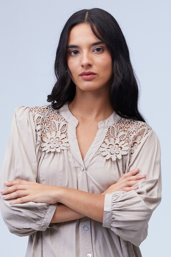 Blusa Crochet KHAKI