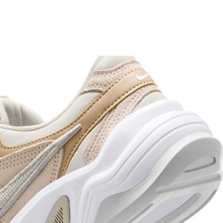 CHAMPION NIKE DAMA MODA W AL8 S/C