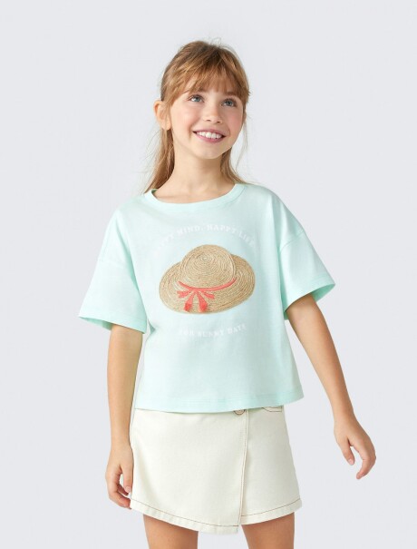 BLUSA DE NIÑA CON BORDADO VERDE