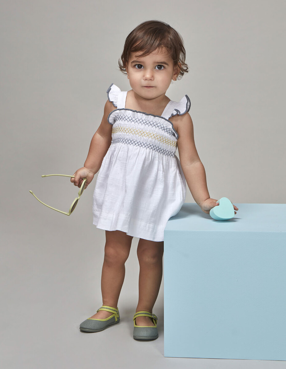 Vestido Blanco Con Pespuntes Elasticos - Blanco 