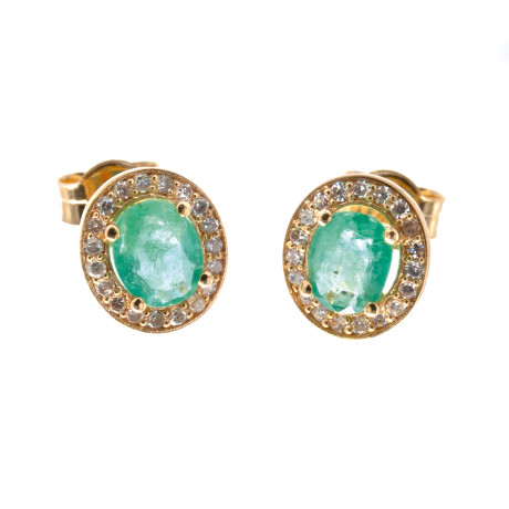 Par de caravanas de oro 18 ktes con esmeralda y brillante. Par de caravanas de oro 18 ktes con esmeralda y brillante.