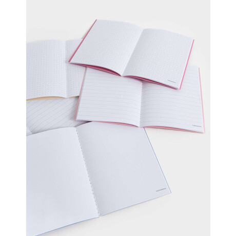 Set De 5 Libretas A6 Cosidas En Cajita Combinacion Multicolor