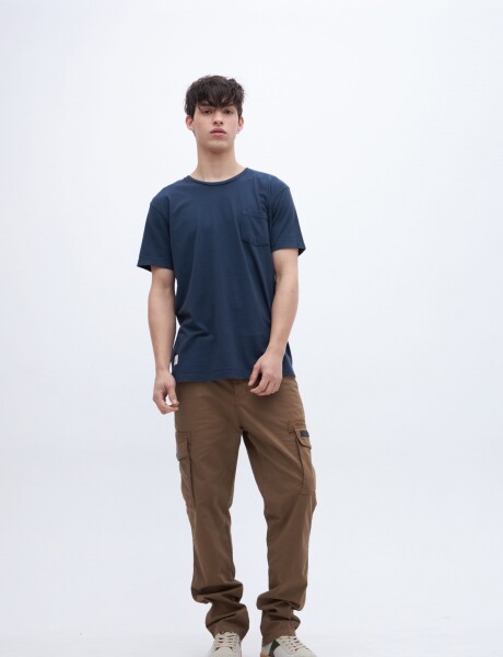 Remera Caspian Piedra