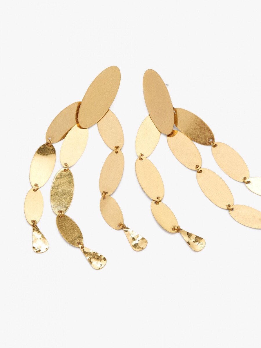 Pendientes Largos Con Formas Ovaladas dorado