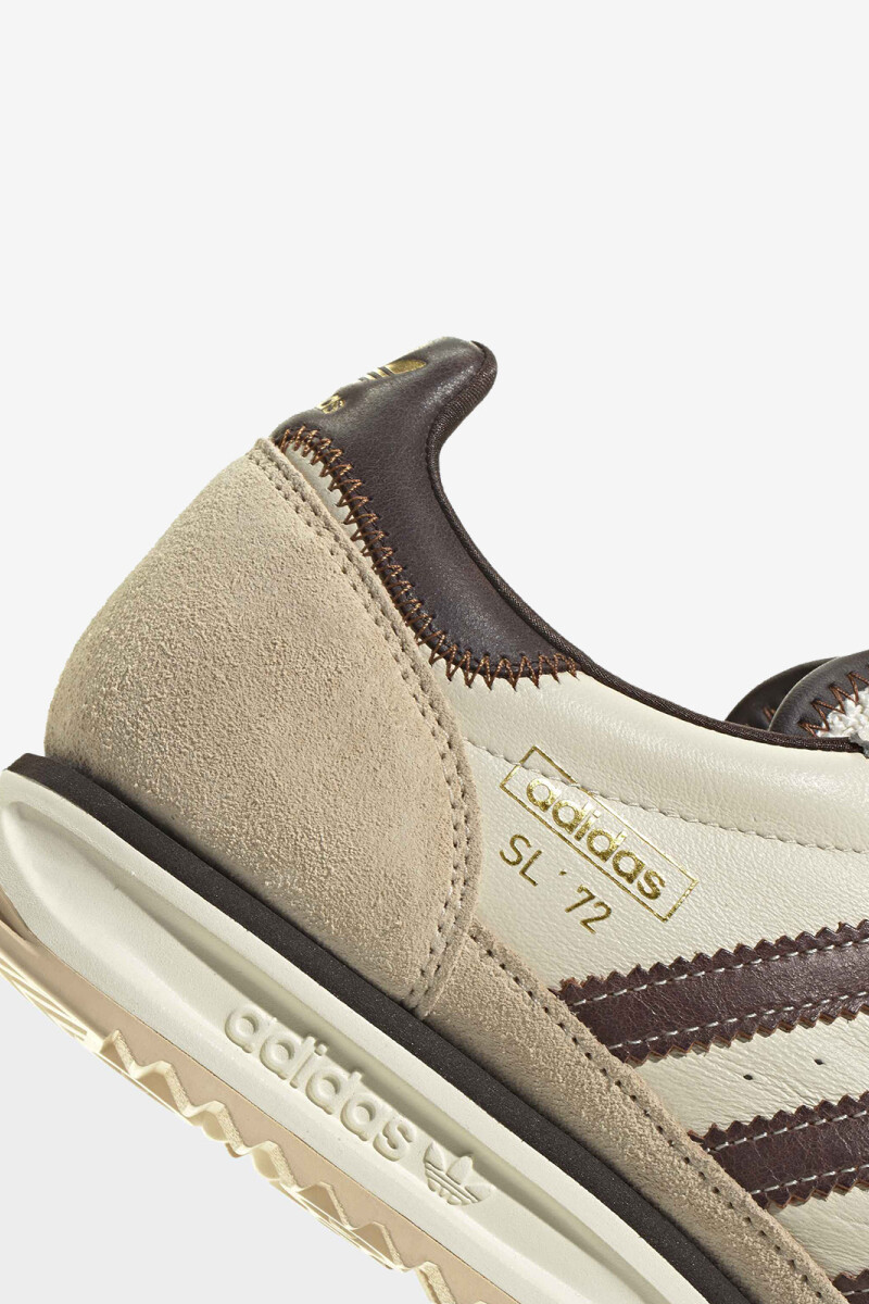 ZAPATILLA SL 72 Beige