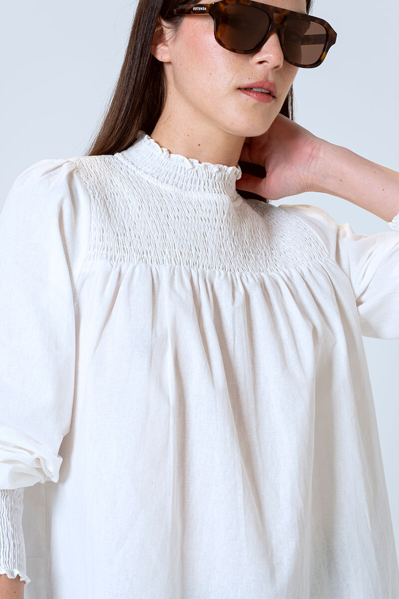 Shili Off White