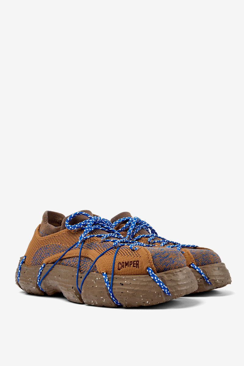 SNEAKER ROKU Arena