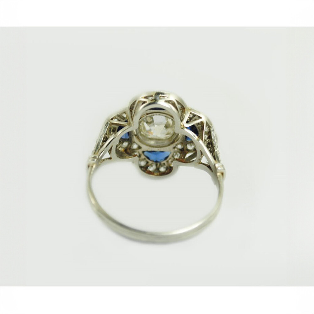 Anillo Platino Con Brillantes Y Zafiros Sintéticos Anillo Platino Con Brillantes Y Zafiros Sintéticos