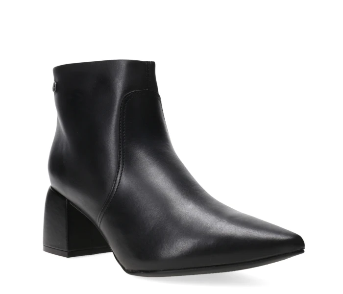 Bota en punta Preto