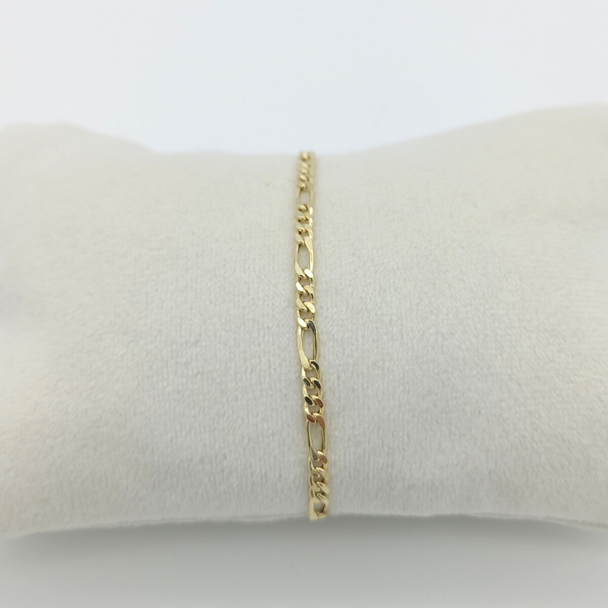 Pulsera de oro 9 ktes, FIGARO. 