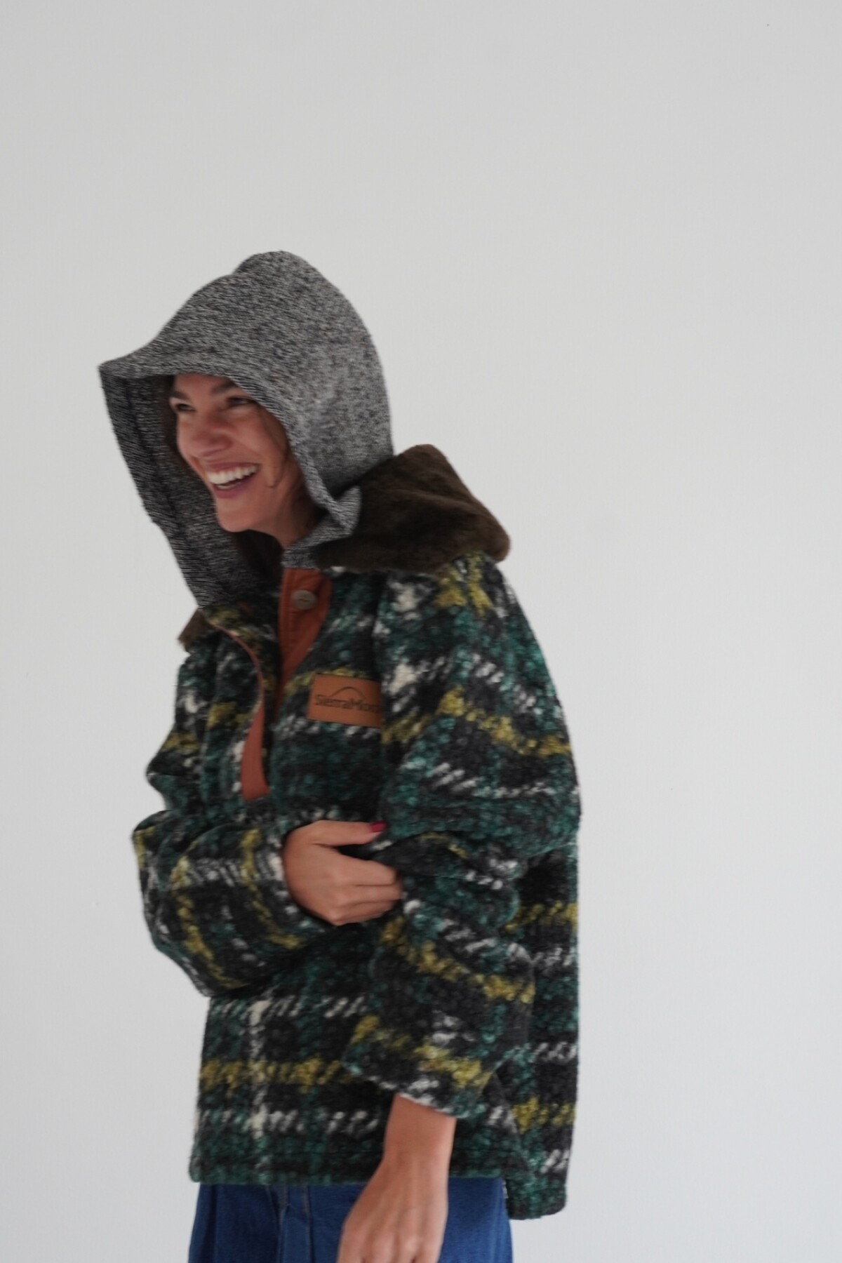 Buzo Crazy Bear Verde / Gris