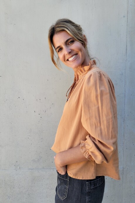 Blusa Copenhague Camel claro