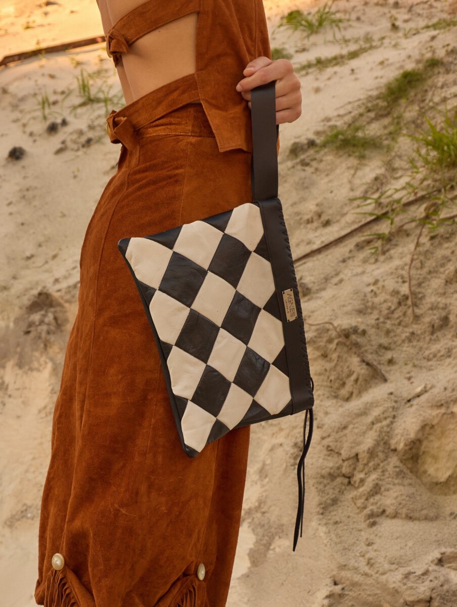 Rombos Clutch - Negro / Hielo 