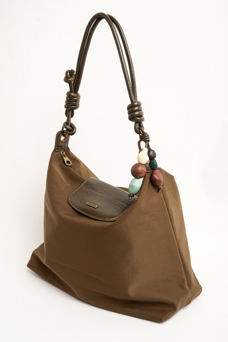 Cartera Con Charm Oliva