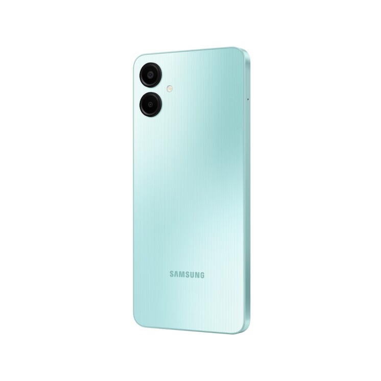 Samsung Galaxy A06 64GB Light Green + Cargador Carga Rápida 25W ¡De Regalo!