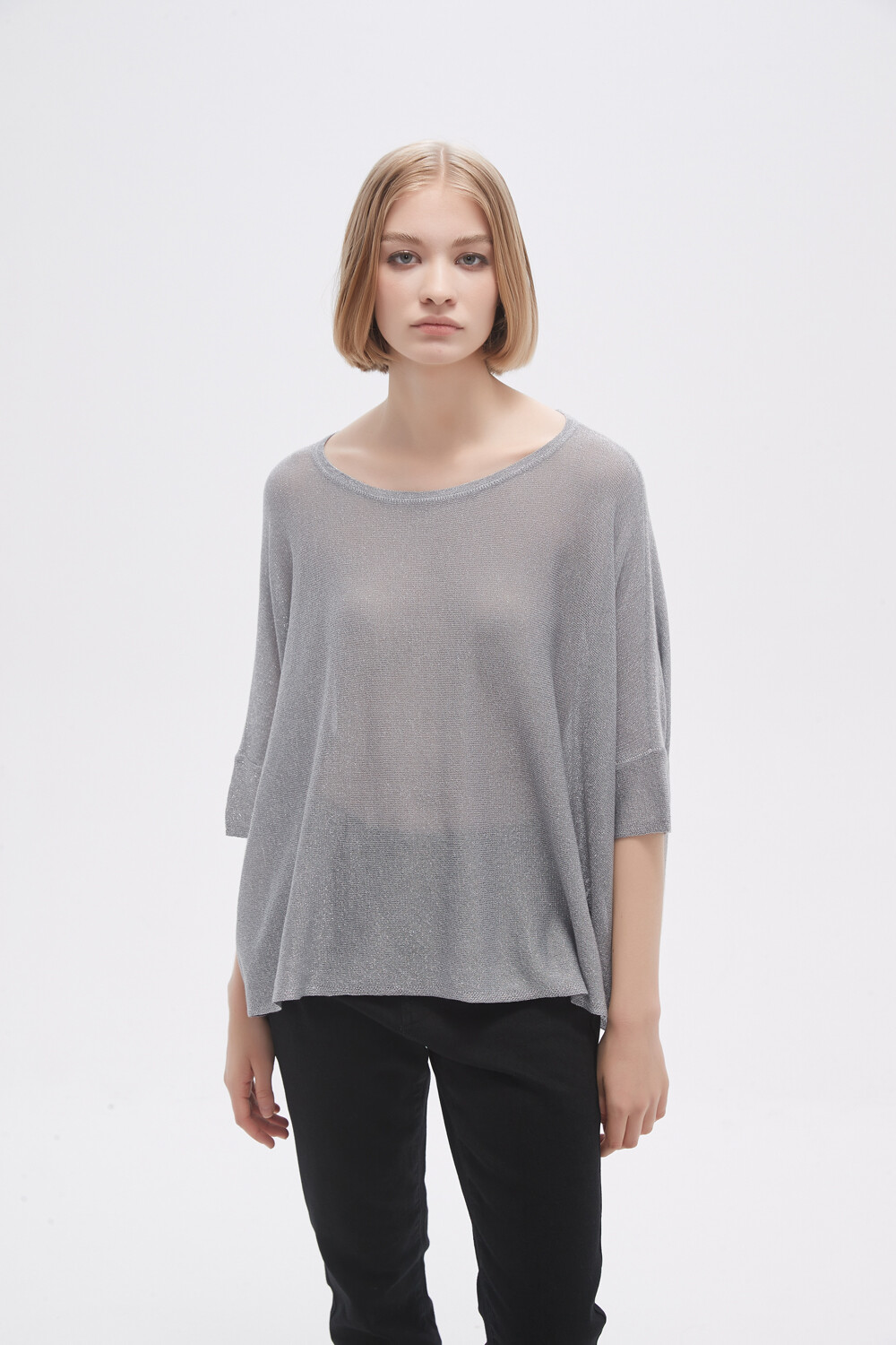 Remera Magnetus Plateado