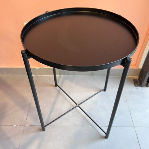 Mesa auxiliar con bandeja MILO Negra
