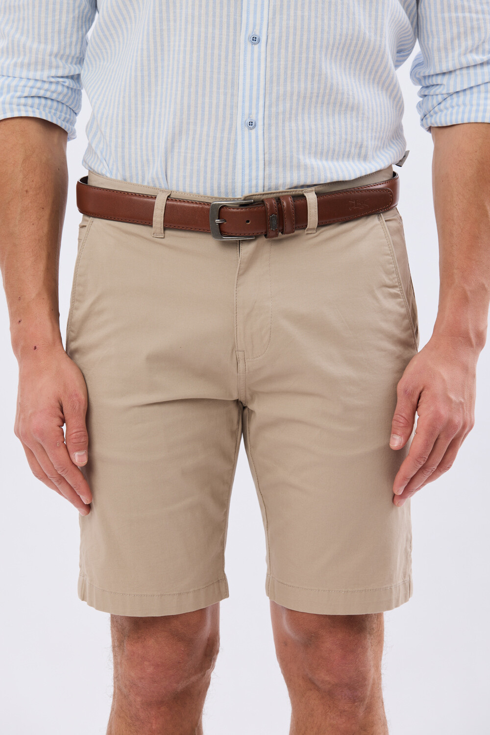 BERMUDA CLASICA CON ELASTANO Beige