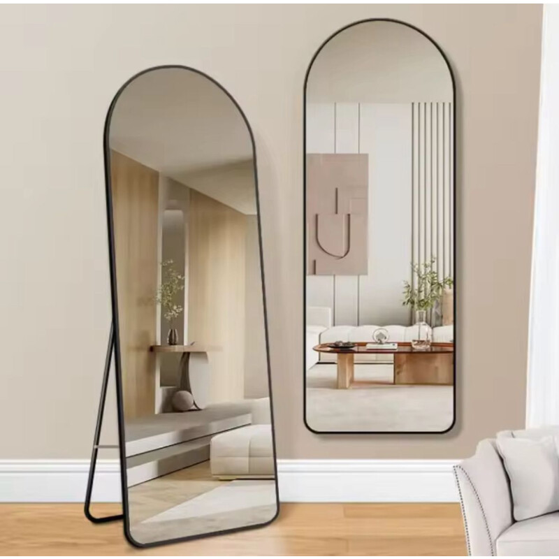 Espejo de Pie Rectangular con Borde Superior Redondo Modelo Julia Negro