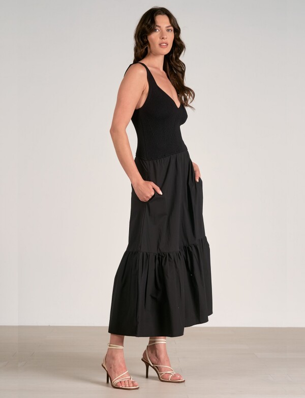 Vestido Bicolor De Punto Acanalado Y Falda Fluida NEGRO