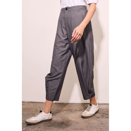 Pantalón A Rayas Gris